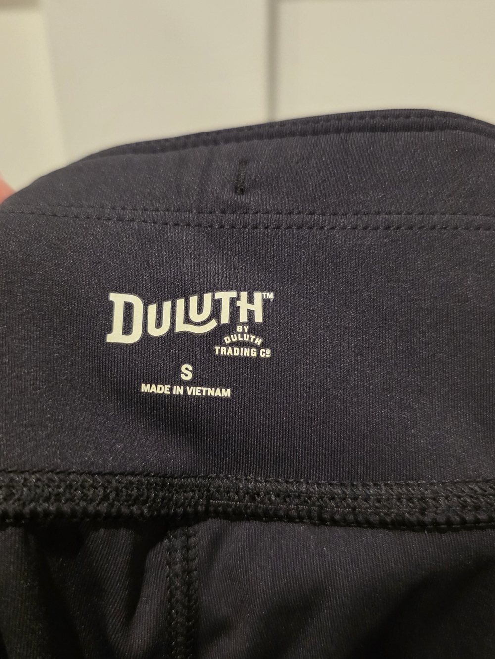 Duluth Trading Women's Noga Armachillo Cooling Capris  NWT Black Small - Picture 5 of 10